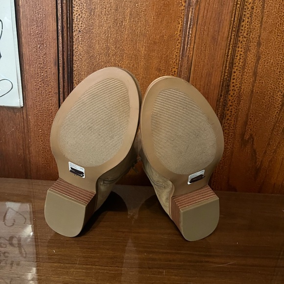 Brand New Lane Bryant Taupe Suede Ankle Boot (Brand New) - Picture 12 of 16